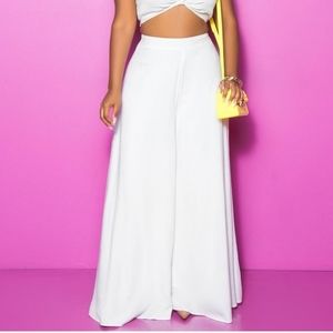 White wide leg pants